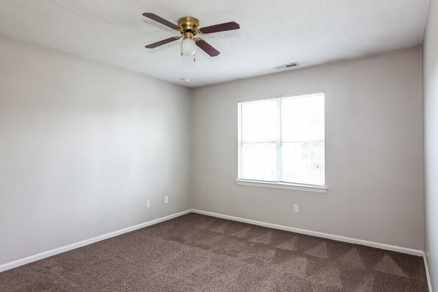Building Photo - 4321 Windjammer Ct SW
