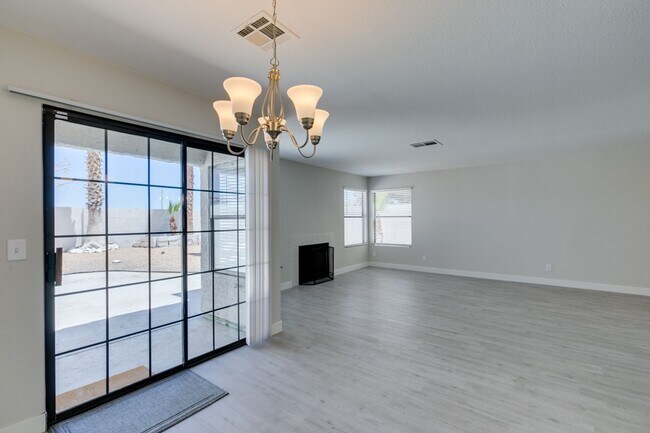 Building Photo - Great 3 bedroom home in South Shores!!