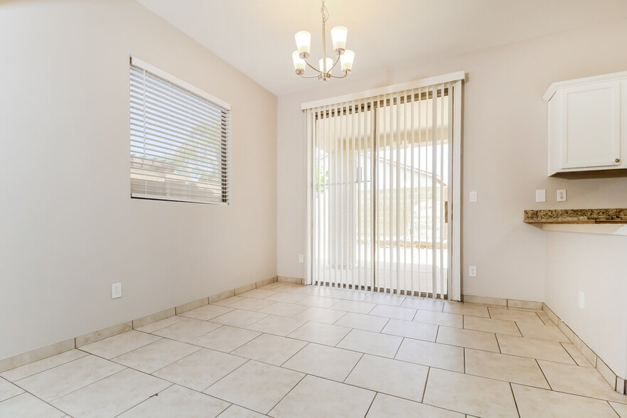 Building Photo - 16812 W Windermere Way