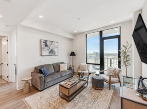 Building Photo - 14020 Stream Wy