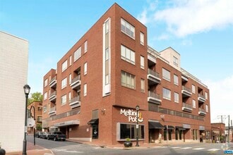 Building Photo - 112 South Street East
