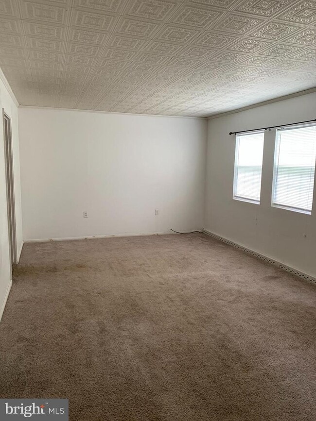 Building Photo - 721 Stouffer Ave