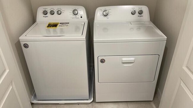 Building Photo - 170 Feltrim Reserve Blvd