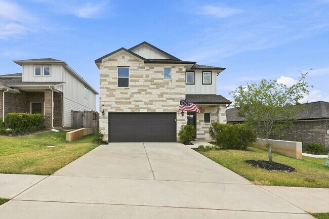 Building Photo - Gorgeous like new home in Montgomery Oaks!