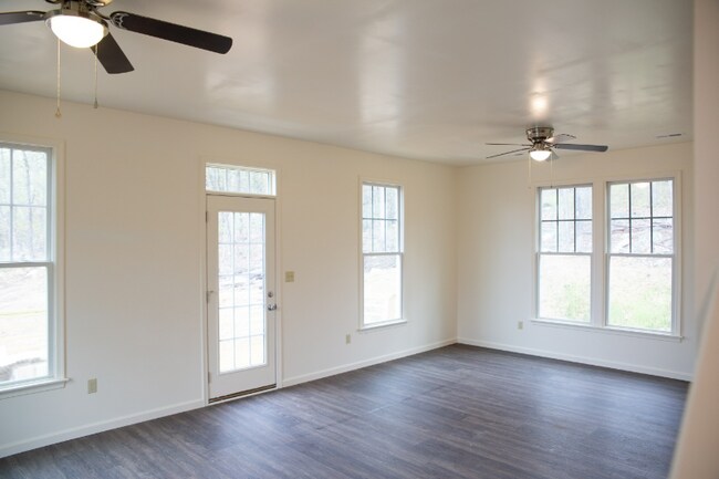 Building Photo - 112 Hawk Trail