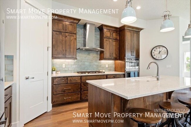 Building Photo - 6606 N Spindrift Way