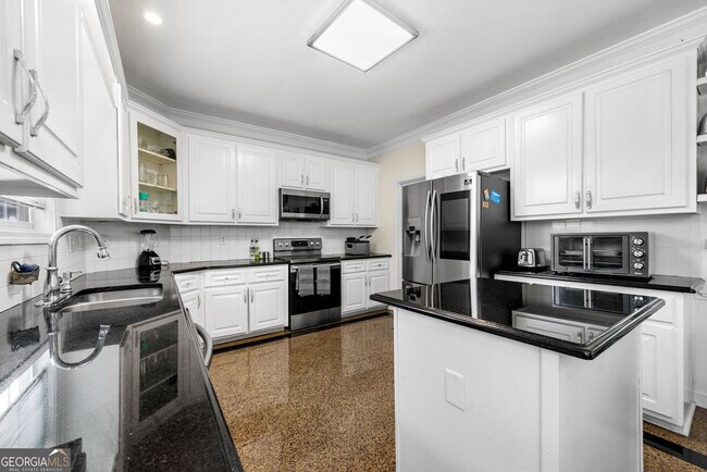 Building Photo - 209 Braemar Ct