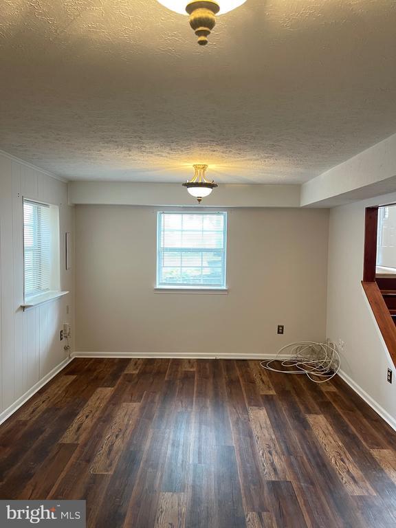 Building Photo - 2313 Westport Ln