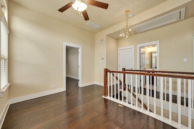 Building Photo - 7512 Easy Wind Dr