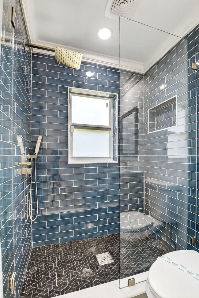 Building Photo - 4896 Neros Dr