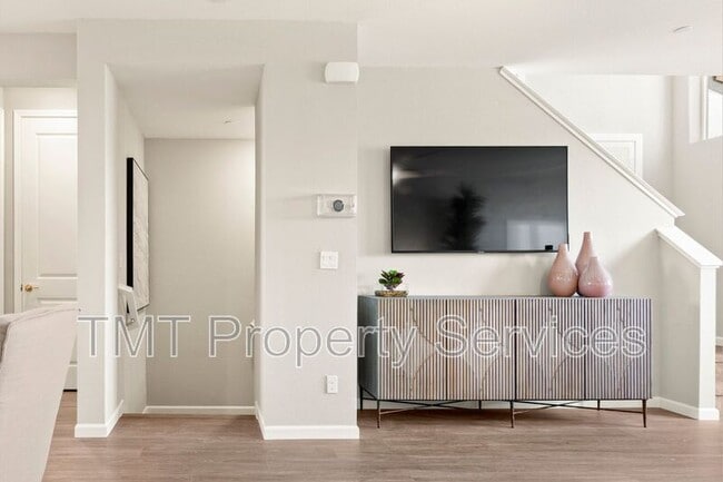 Building Photo - 4441 Rhone Walk