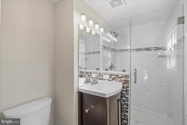 Building Photo - 507 Lindsay Ct