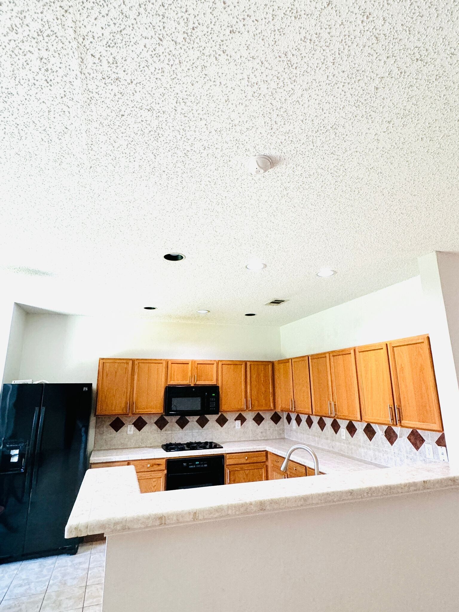 Building Photo - 6713 Red Rock Trl