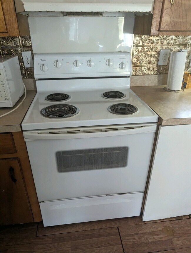 Building Photo - 1 Burgess Ct.