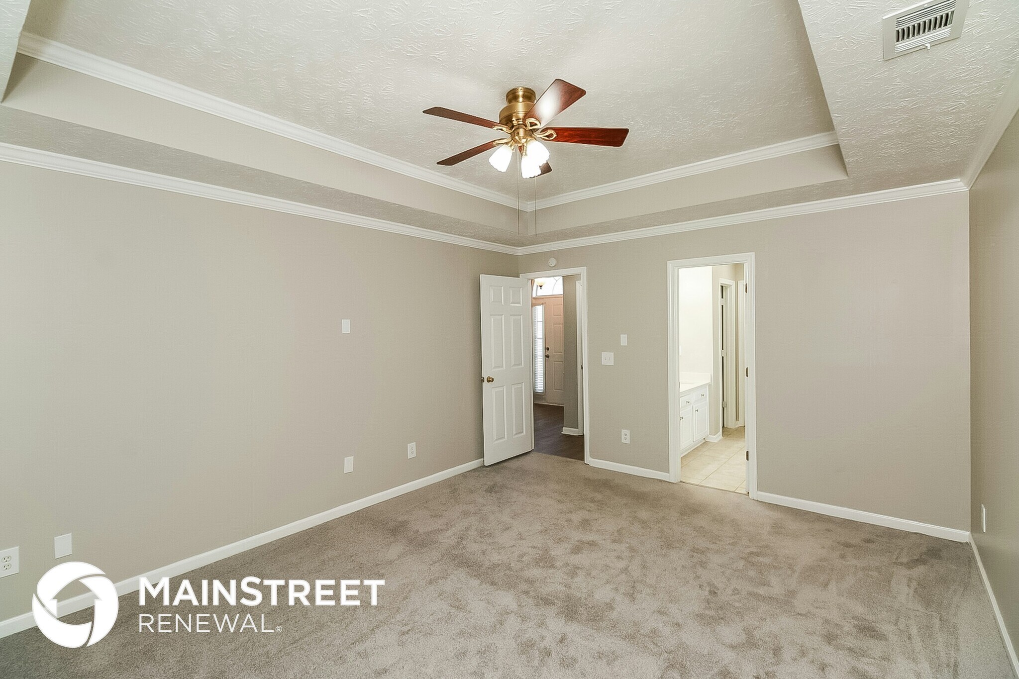 Building Photo - 11771 Fairway Overlook