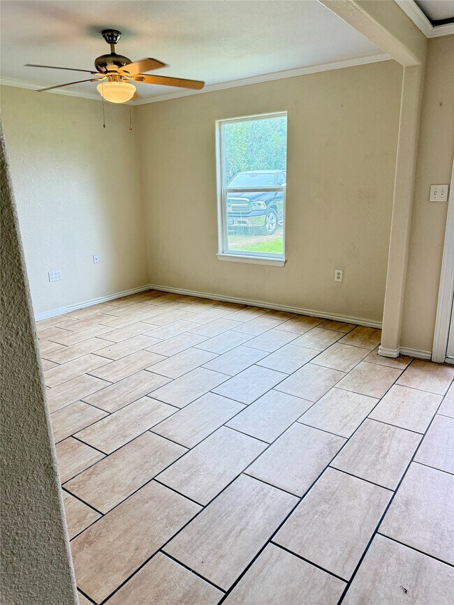 Building Photo - 17433 Cr-945