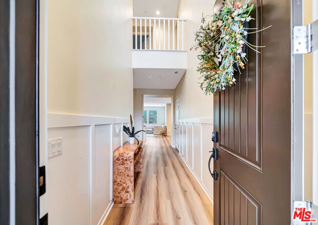 Building Photo - 25151 Golden Maple Dr
