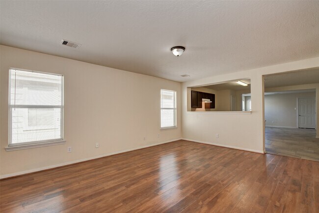 Building Photo - 18742 Westgate Park Dr