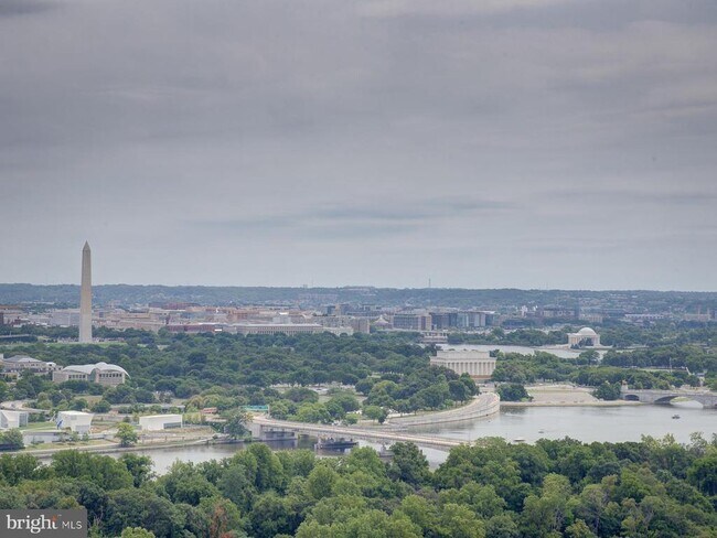 Building Photo - 1111 19th St N