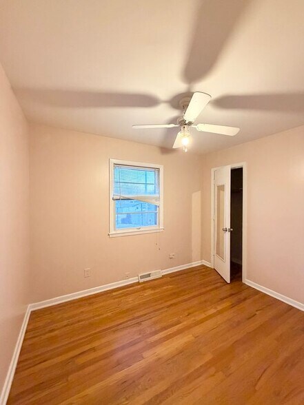 Building Photo - 523 N 82 St