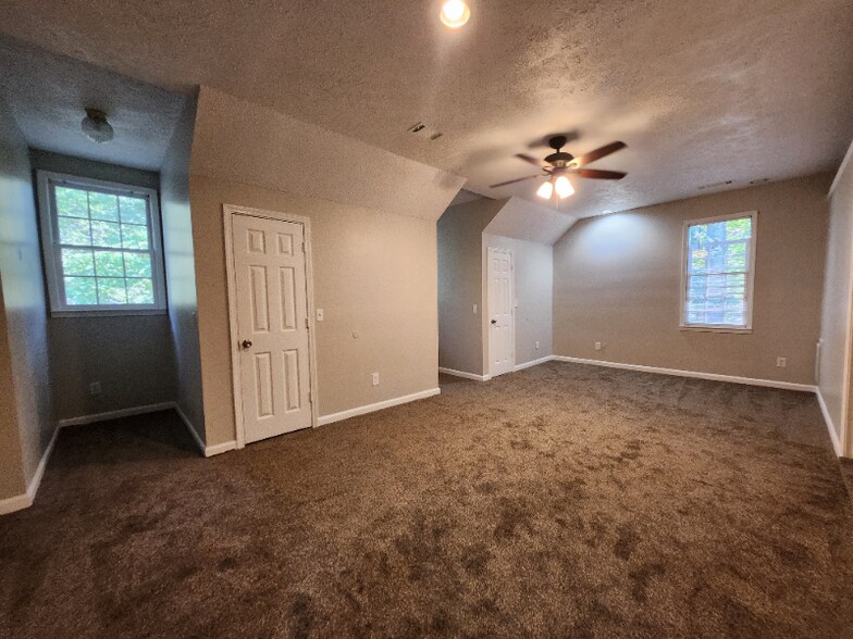 Building Photo - 1247 Wooten Dr