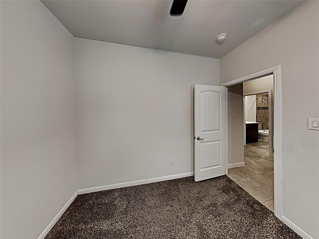 Building Photo - 9113 Golden Hollow Ln