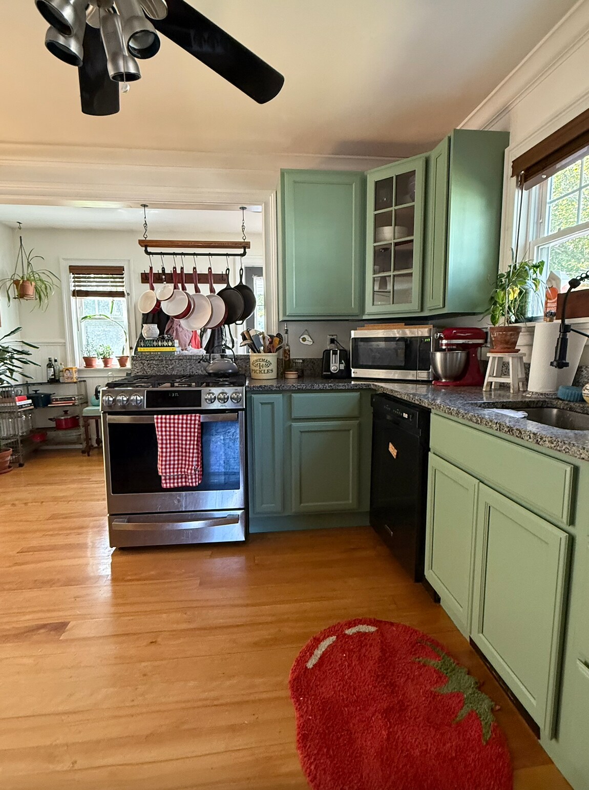 Building Photo - 61 Norwood Ter