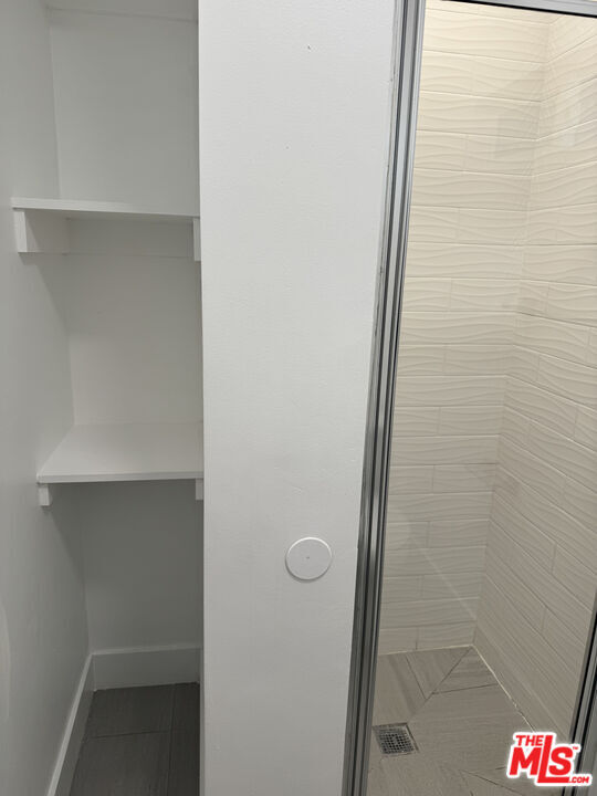 Building Photo - 2715 W 43rd St