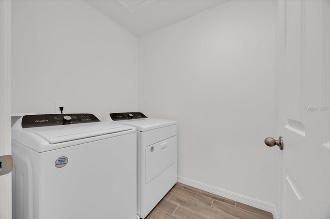 Building Photo - 16475 Happy Eagle Dr