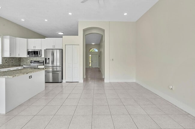 Building Photo - 1688 NW 144th Way
