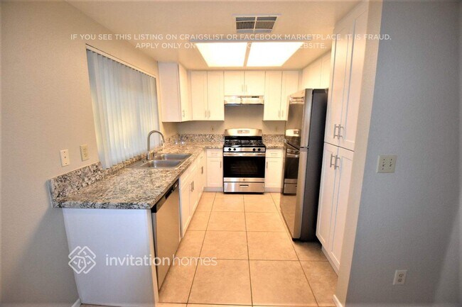 Building Photo - 9645 Swan Bay Dr