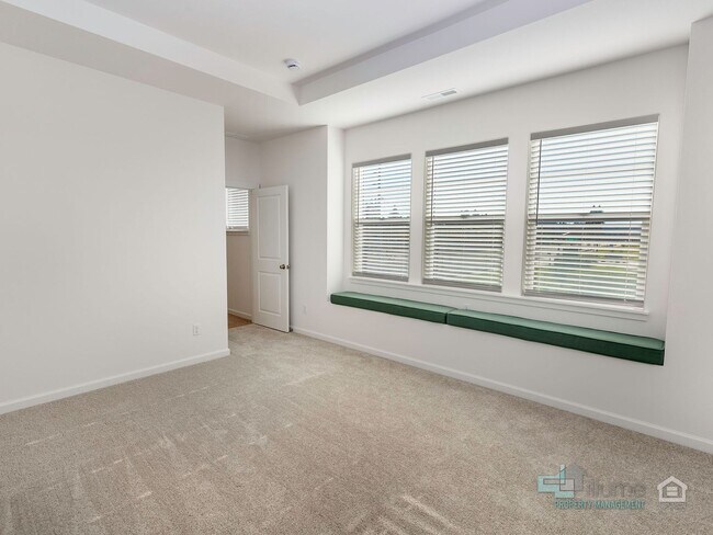 Building Photo - 3691 SW 209th Ave