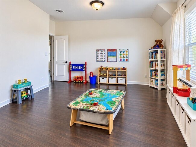 Building Photo - 17002 Brewer Blackbird Dr