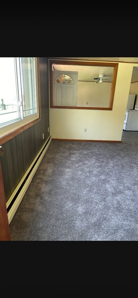 Building Photo - 206 W Beaver St