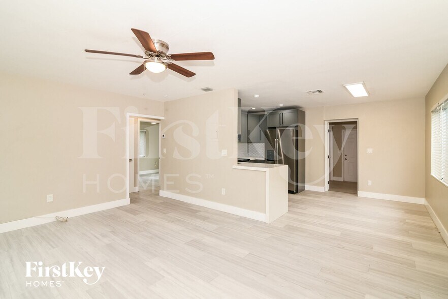 Building Photo - 1241 NW 7th Ave