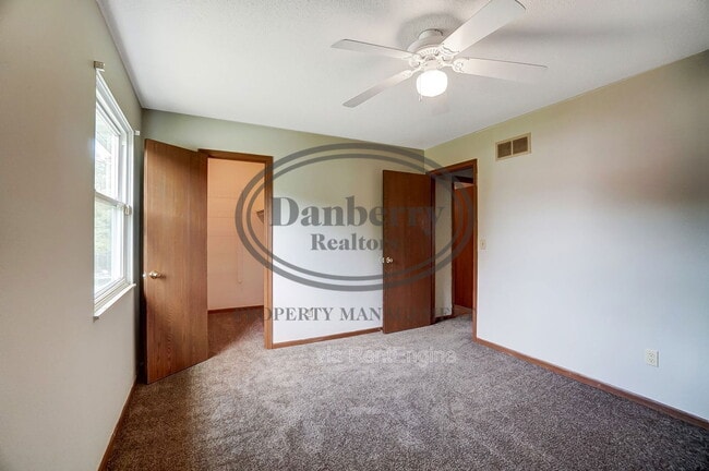 Building Photo - 3602 Willow Run Dr