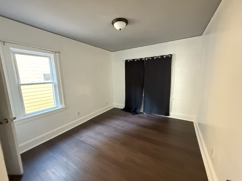 Building Photo - 3347 W 131st St