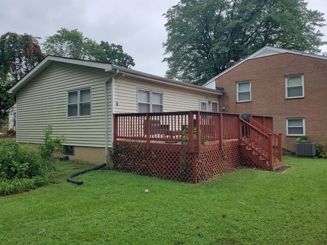 Building Photo - 7010 Leesville Blvd