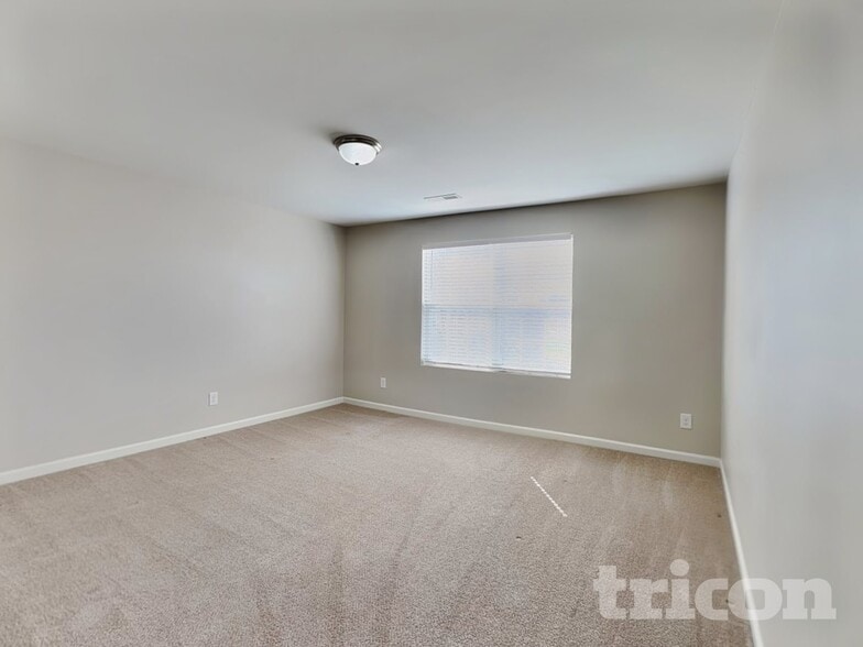 Building Photo - 188 Altondale Dr