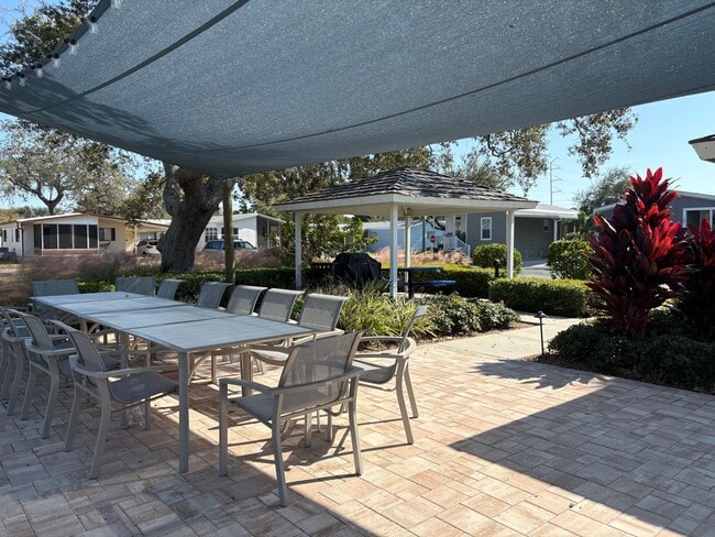 Building Photo - 55+ gated Mobile home community