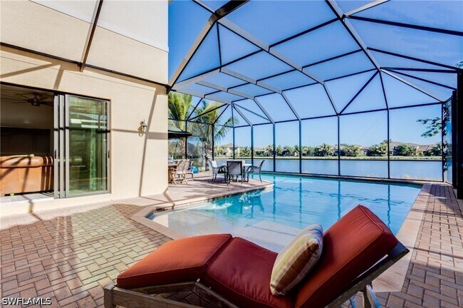 Building Photo - 13755 Luna Dr