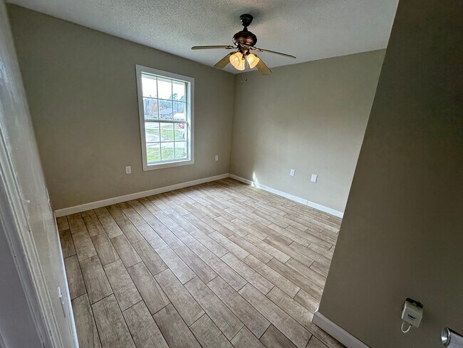 Bedroom 2 - 5 Laudeac Ct