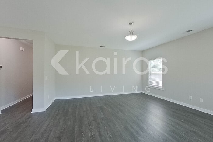 Building Photo - 344 White Oak Cir