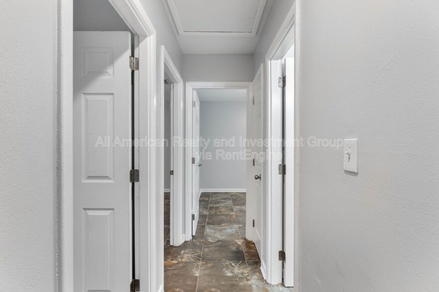 Building Photo - 419 Marlowe Dr