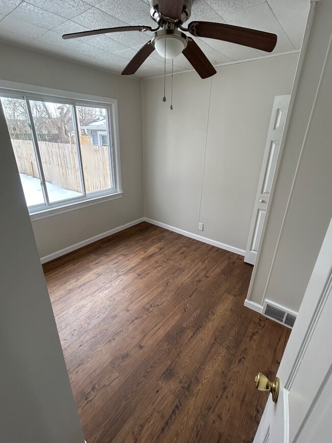 Building Photo - 1109 Adams St