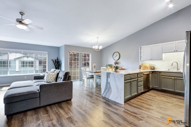 Building Photo - Stunning 3 Bedroom Home in East Anchorage with Garage