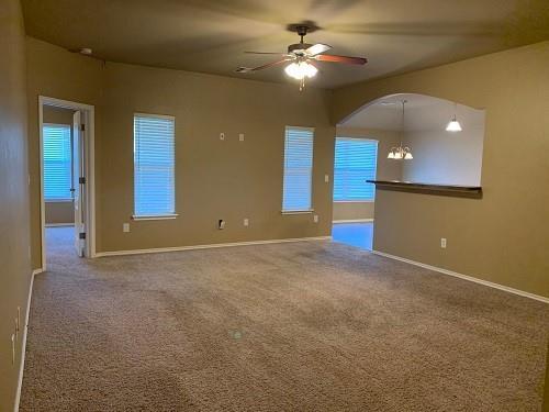 Building Photo - 605 E Juniper Ln