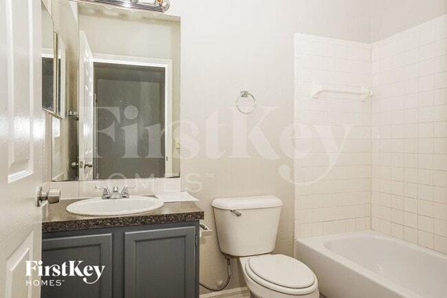 Building Photo - 2999 Ponce De Leon Blvd