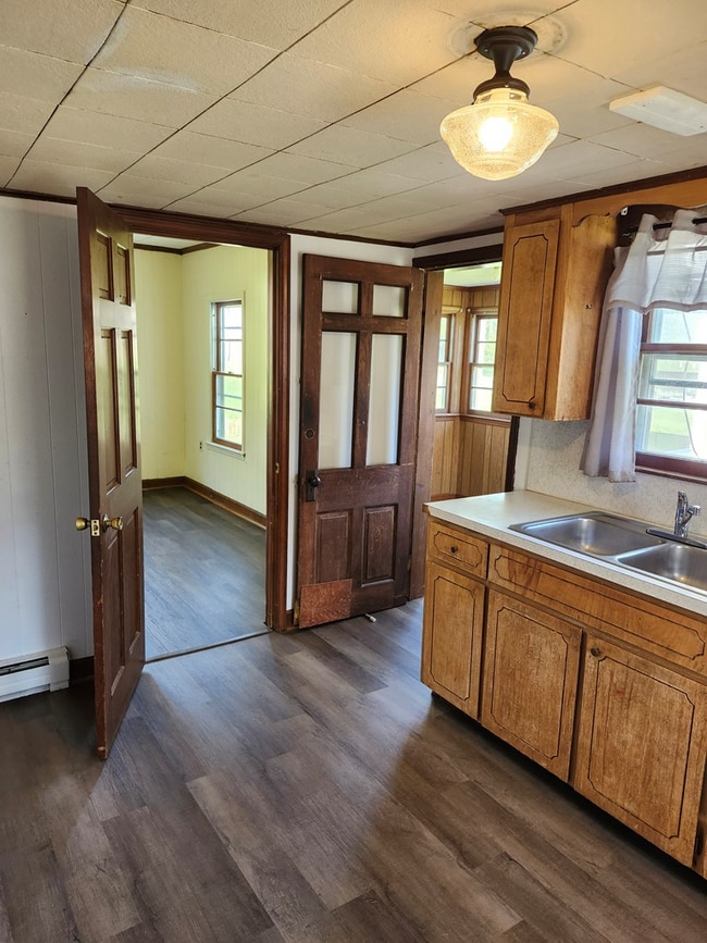 Building Photo - 300 Webbs Mill Rd N