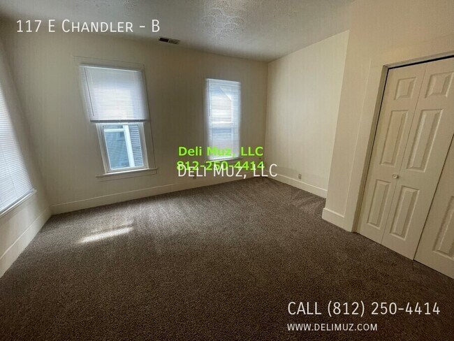 Building Photo - 117 E Chandler Ave